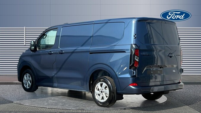 Ford Transit Custom 280 L1 Diesel Fwd 2.0 EcoBlue 136ps H1 Van Limited - Image 2